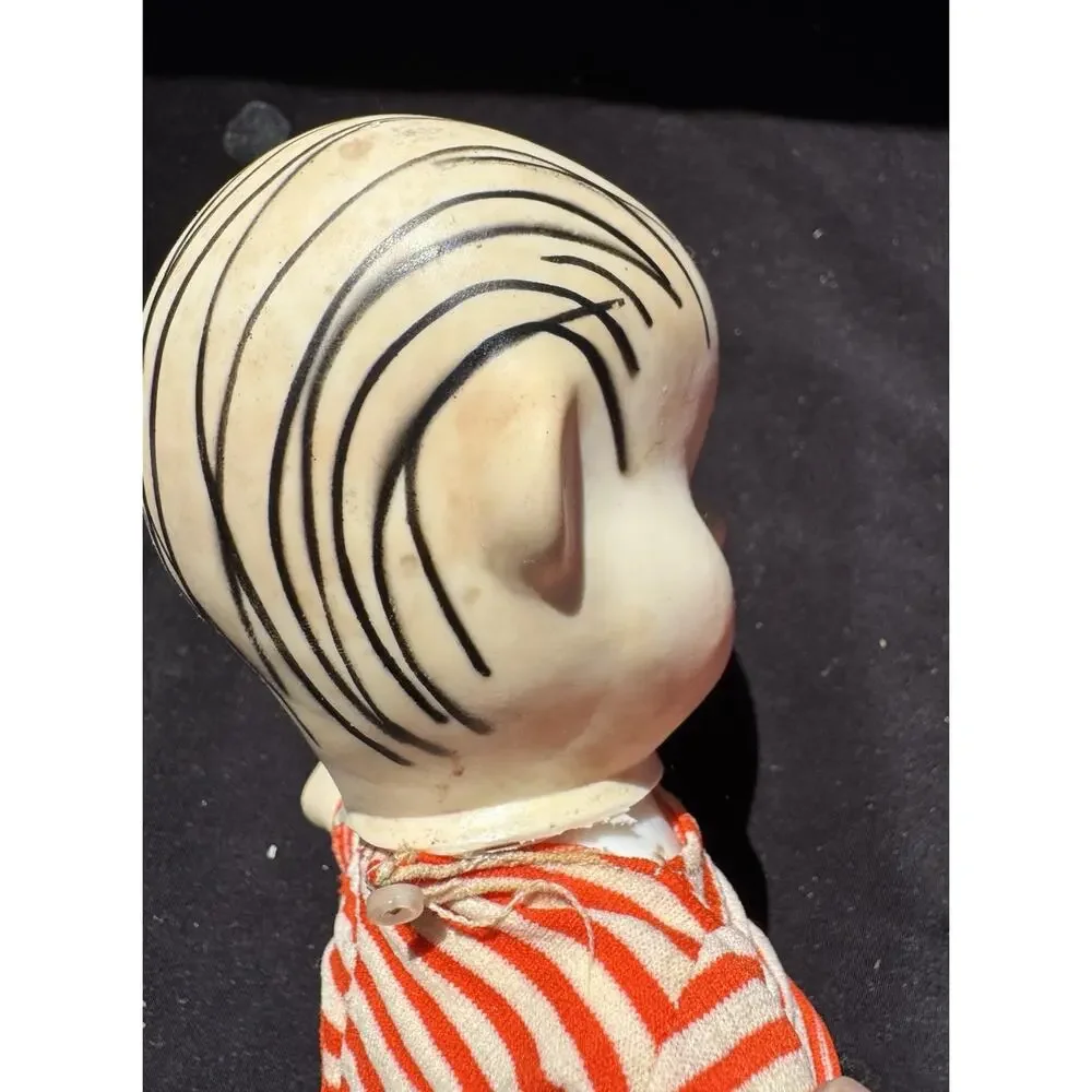 Vintage Linus with Blanket Peanuts Pocket Doll 1960s Poseable Charlie Brown Lo16